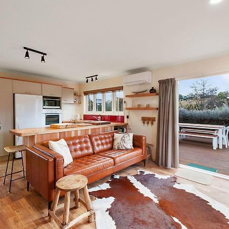 The Purple House - Ohakune Home With Spa Pool 외부 사진