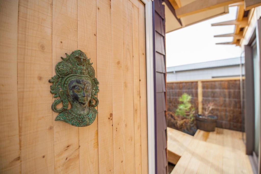 The Purple House - Ohakune Home With Spa Pool 외부 사진