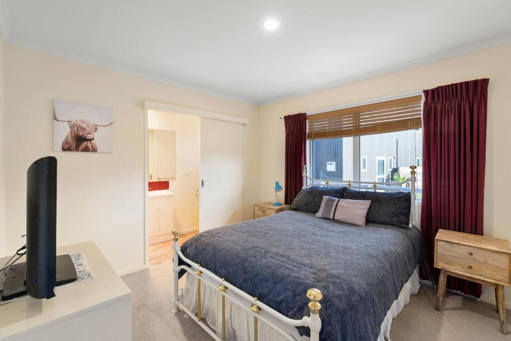 The Purple House - Ohakune Home With Spa Pool 외부 사진